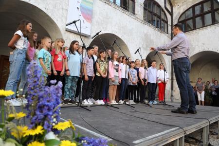 Območna revija otroških in mladinskih pevskih zborov občin Kamnik in Komenda (36)